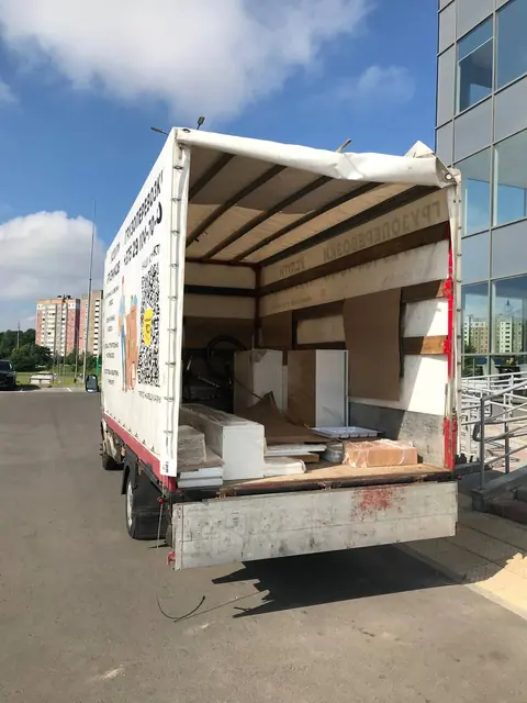 Переезд в жилом комплексе — бригада GruzBus на перевозке вещей небольшого объёма